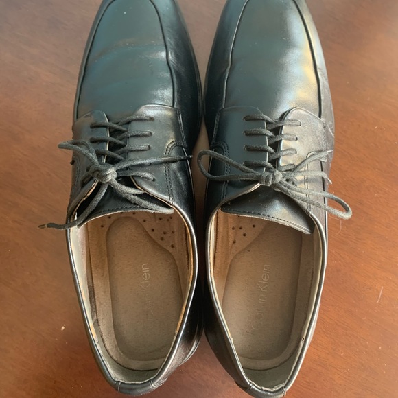 Pair of Calvin Klein Shoes - Picture 4 of 4